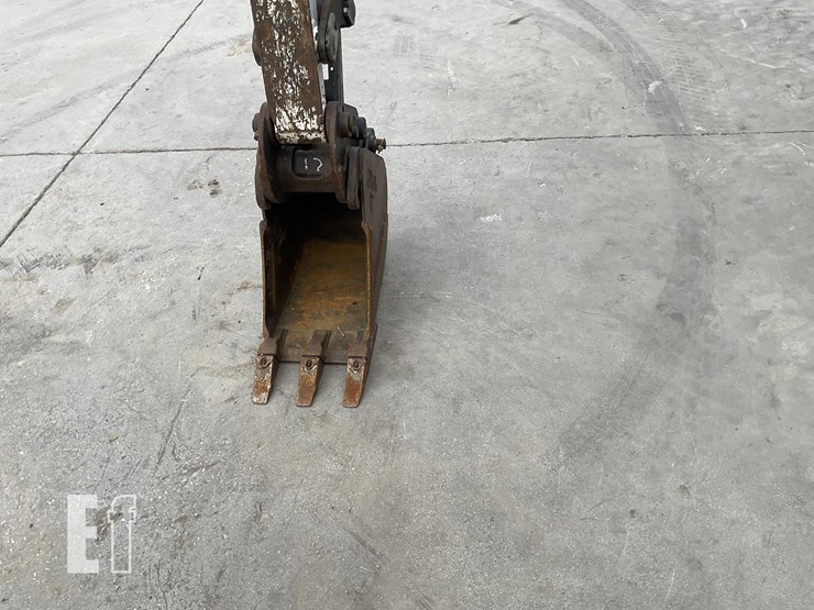 2019-bobcat-e32i-image-11