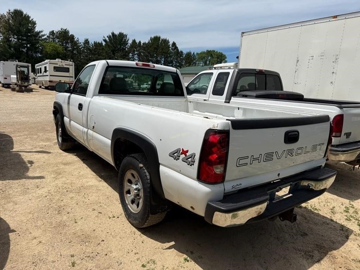 2006-chevrolet-silverado-1500-image-4