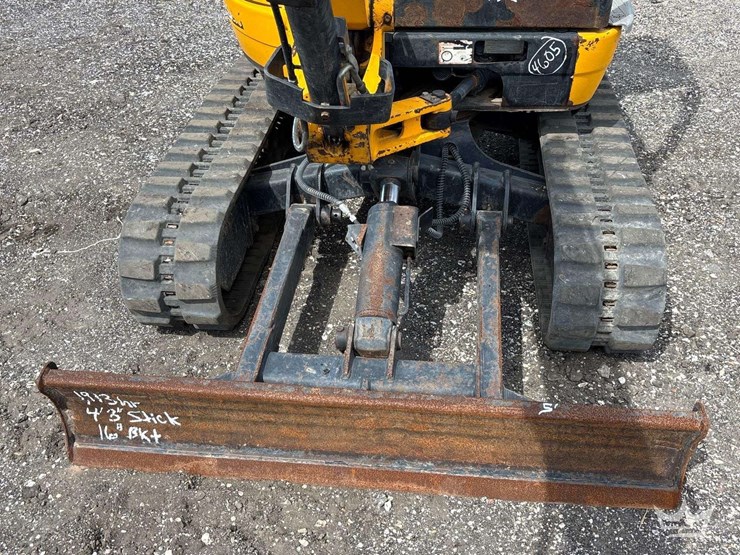 2019-jcb-8029cts-image-16