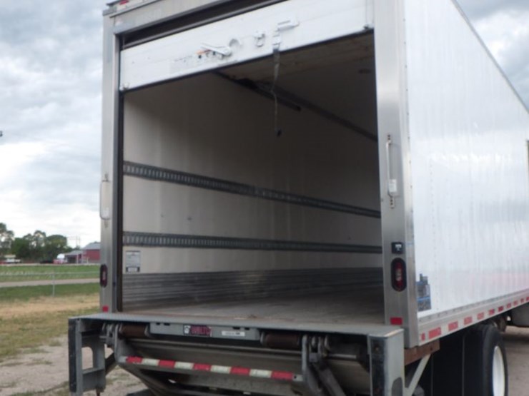 2018-international-durastar-4300-image-6
