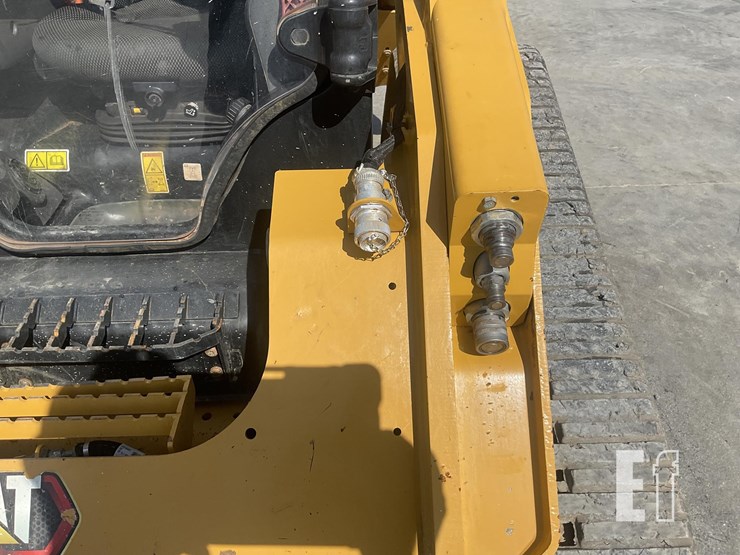 2023-caterpillar-289d3-image-13