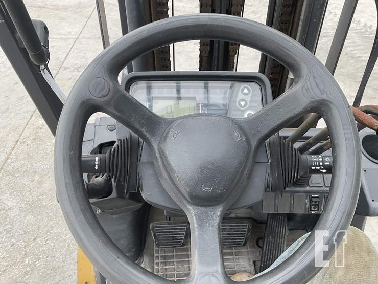 2021-caterpillar-2c6000-image-12
