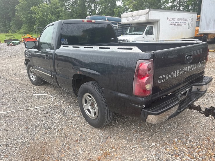 2003-chevrolet-1500-image-6