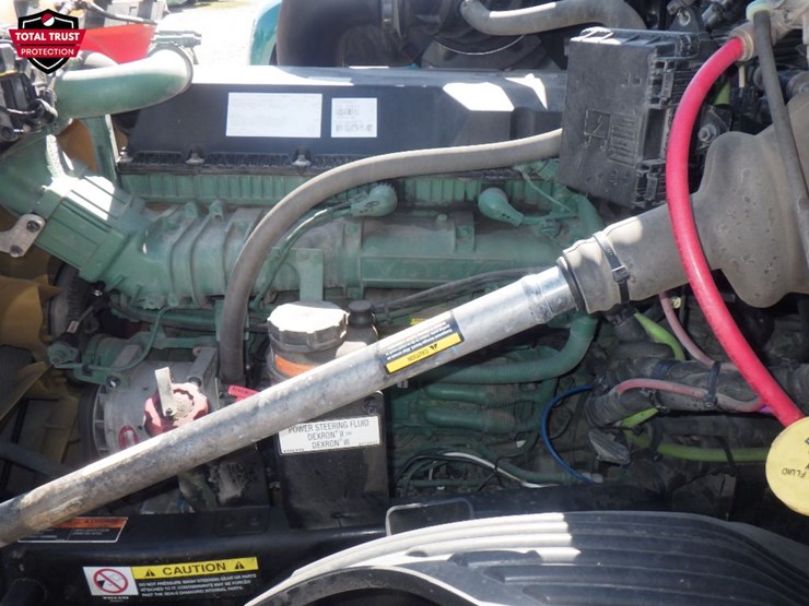 2023-volvo-vnl860-image-20