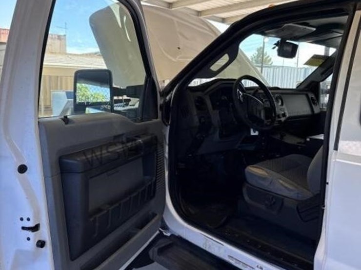 2015-ford-f450-image-26