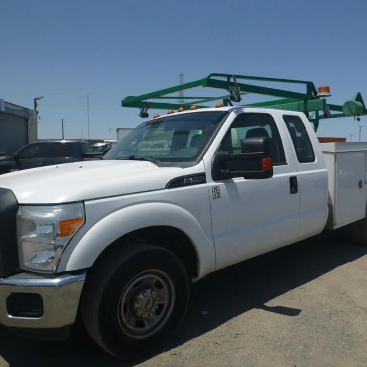 2016 FORD F350