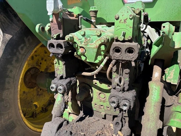 john-deere-8640-image-8