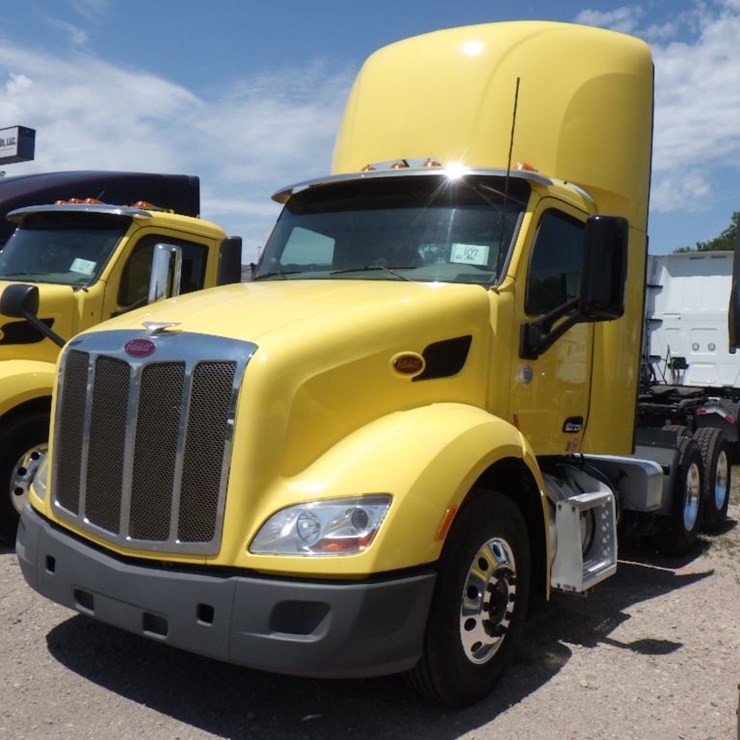2020 PETERBILT 579