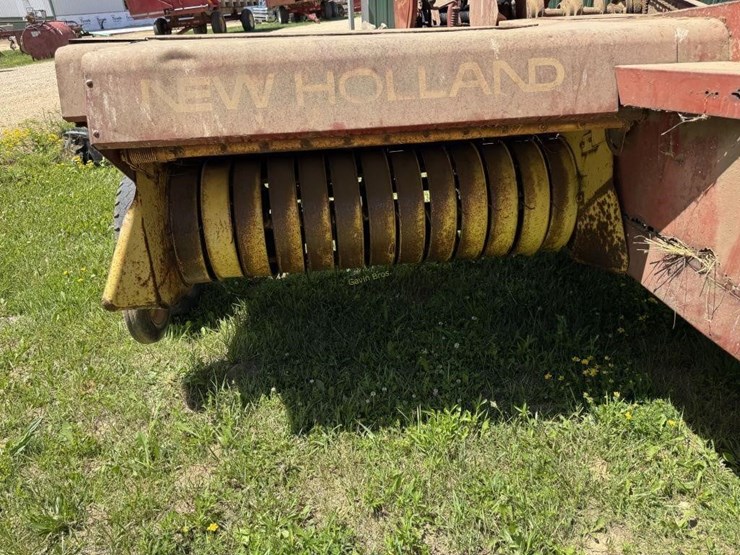 new-holland-273-image-10