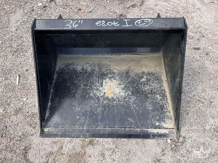 2025-jmr-36in-bucket-mini-skid-steer-attachment-image-1