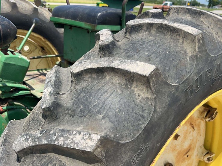 john-deere-60-image-39