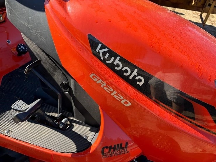 kubota-gr2120-image-4