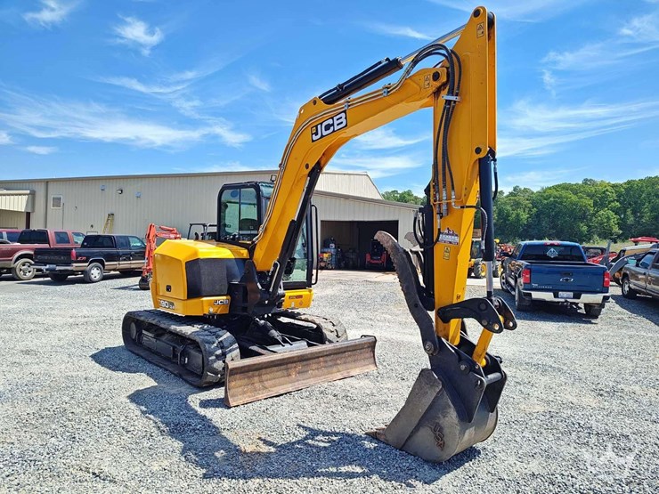 2023-jcb-90z-2-t4-midi-excavator-image-2