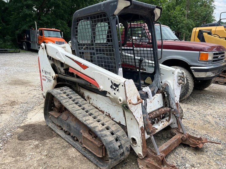 2017-bobcat-t550-image-1