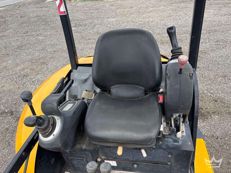 2019-jcb-8029cts-image-18