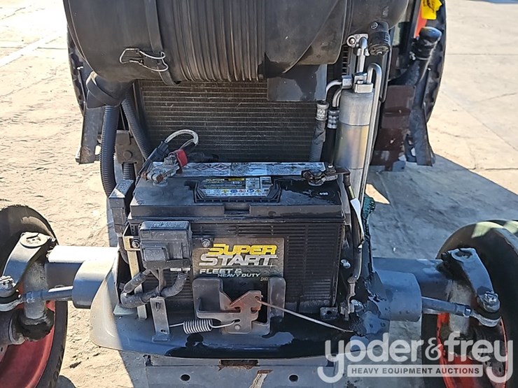 2021-kubota-m5-111-image-16