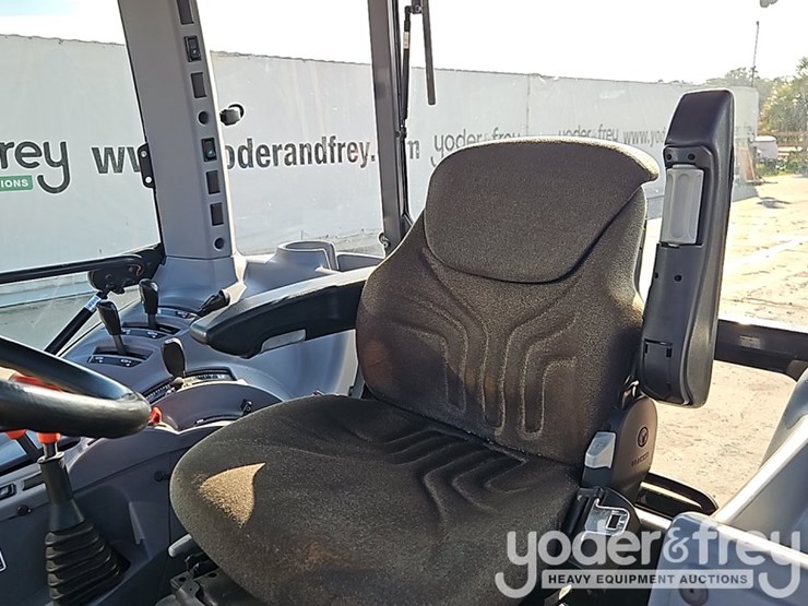 2021-kubota-m5-111-image-21