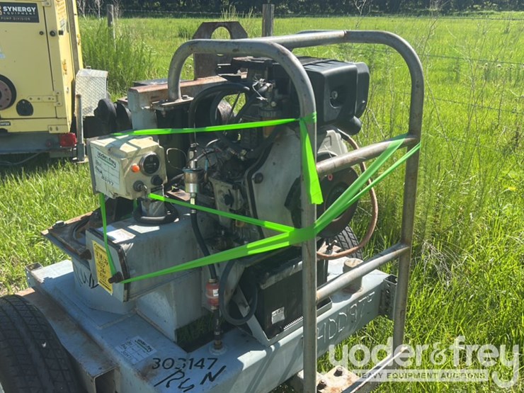 4"-dbl-diaphragm-dd-op-d-t-water-pump,-trailer-mounted-image-6