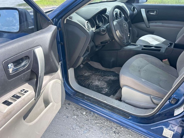 2008-nissan-rogue-image-11