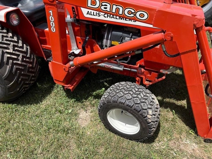 allis-chalmers-190-mini-replica-image-5