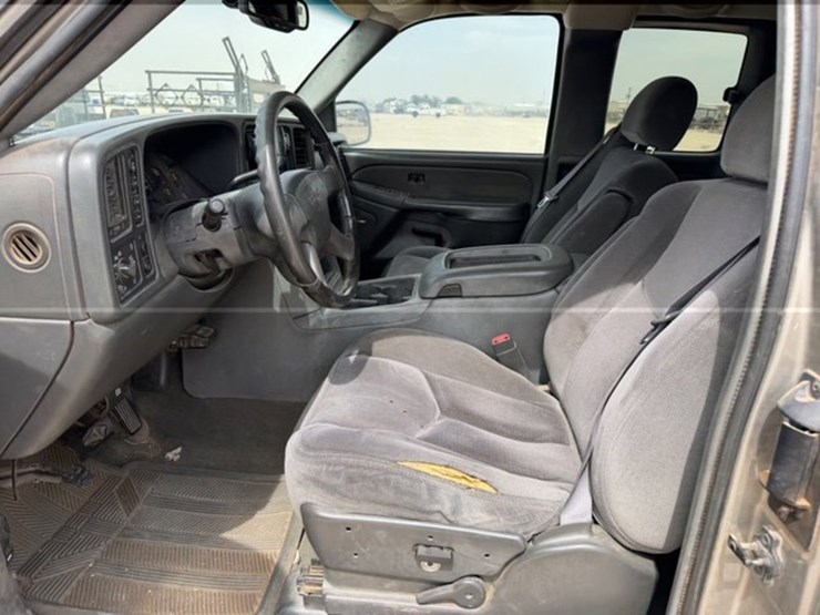 2003-gmc-sierra-1500-image-9