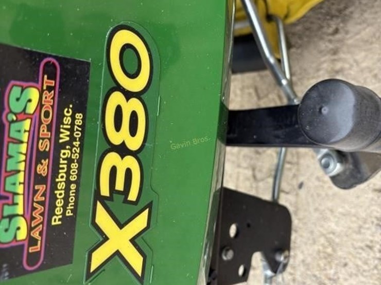 john-deere-x380-image-5
