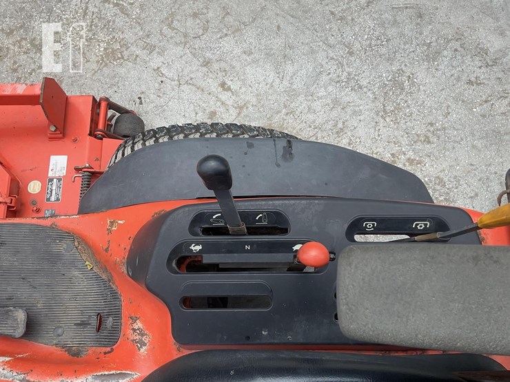 2012-kubota-f3680-image-11