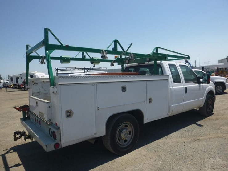 2016-ford-f350-image-3