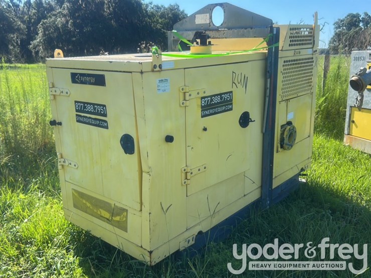 4"-trash-water-pump,-frame-mounted-image-1