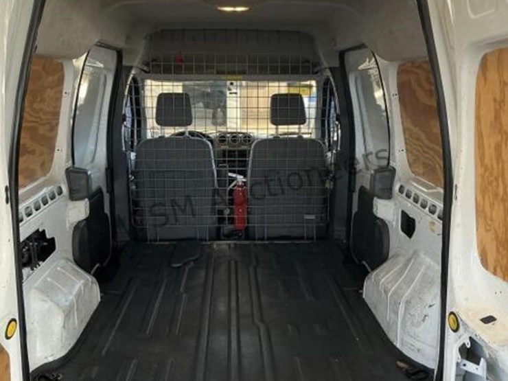 2012-ford-transit-connect-image-10