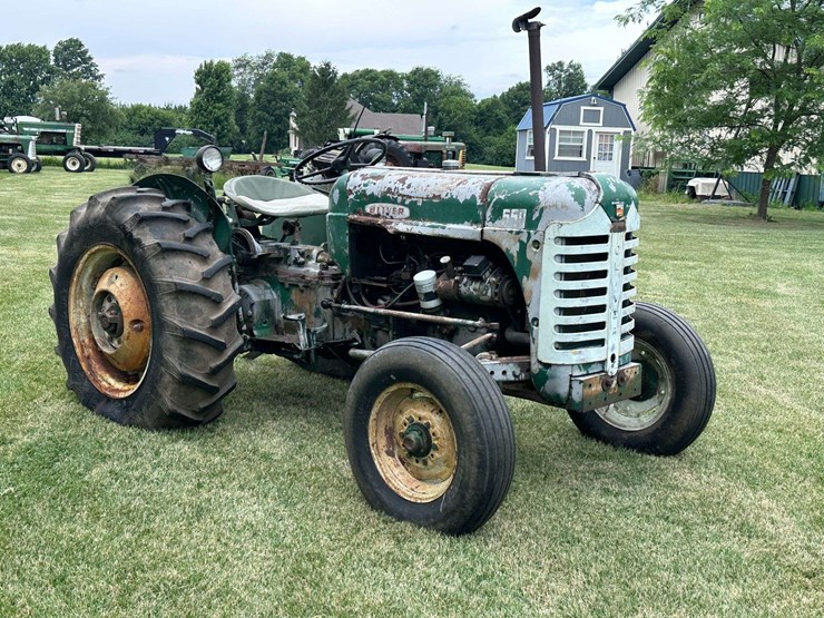1958-oliver-super-55-image-5