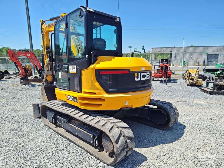 2023-jcb-90z-2-t4-midi-excavator-image-4