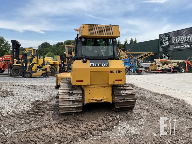 2021-deere-650k-lgp-image-3
