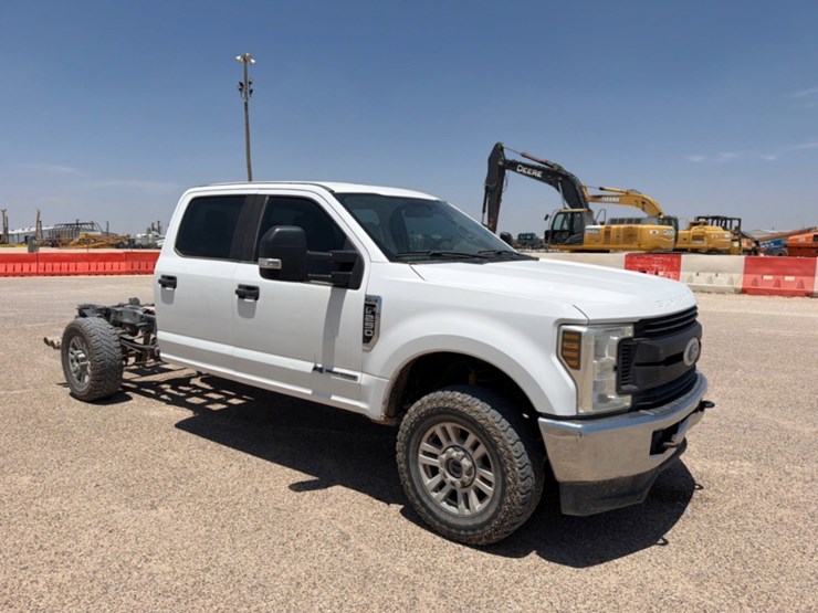 2019-ford-f250-image-3