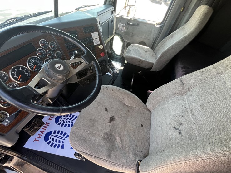 2012-western-star-4900-image-15