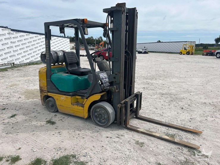 2012-komatsu-fg25t-16-image-2
