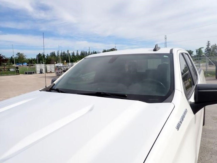 2022-chevrolet-silverado-1500-image-57