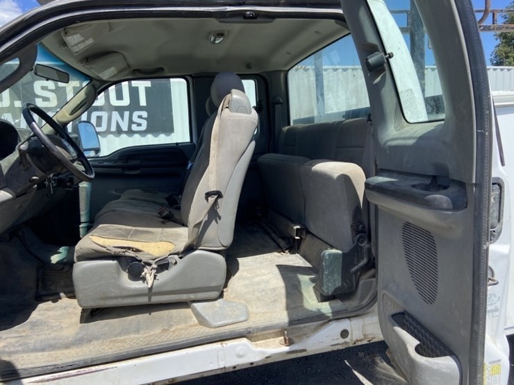 2007-ford-f250-xlt-image-24