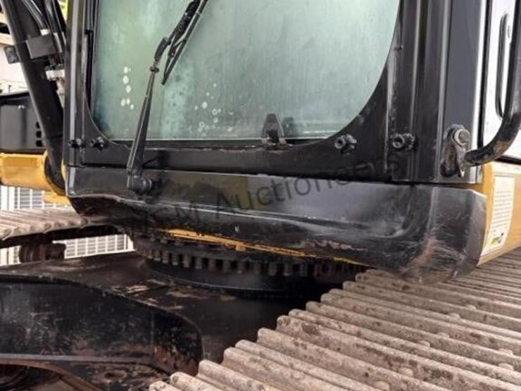 2013-caterpillar-349el-image-39