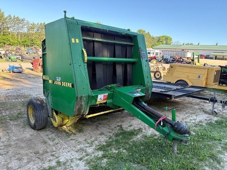 john-deere-375-image-3