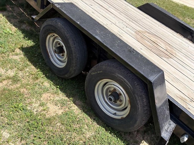 1990-sauk-12,000-lb-trailer-image-8