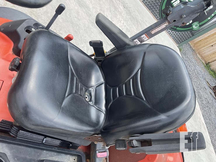 2012-kubota-f3680-image-9