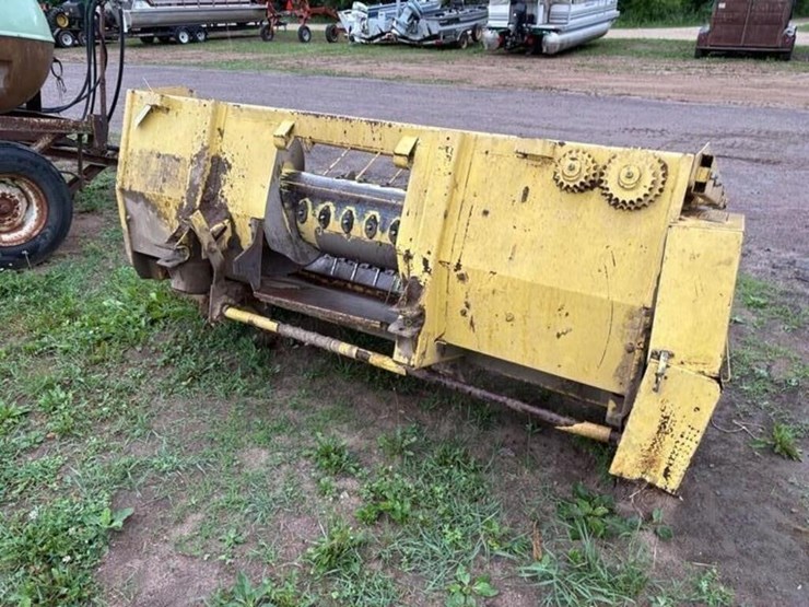 new-holland-890a-image-4