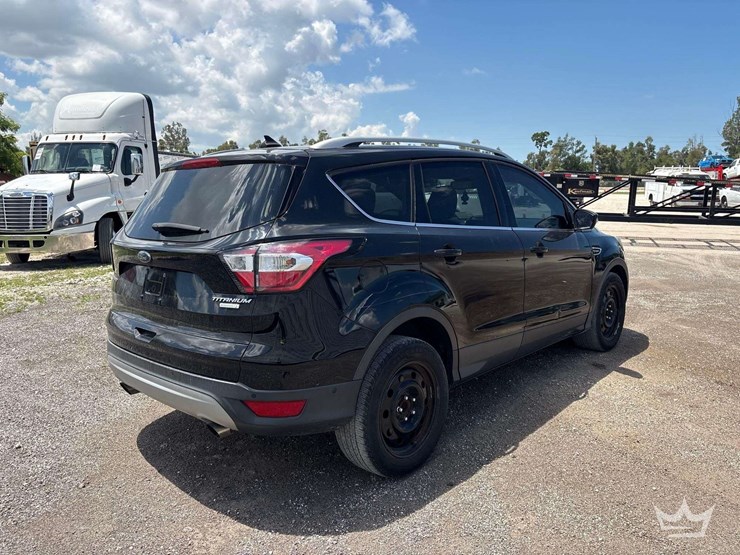 2018-ford-escape-image-3