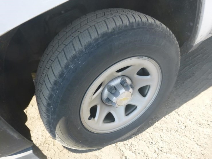 2018-chevrolet-1500-image-11