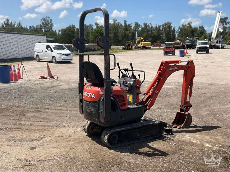 2019-kubota-k008-3-image-3