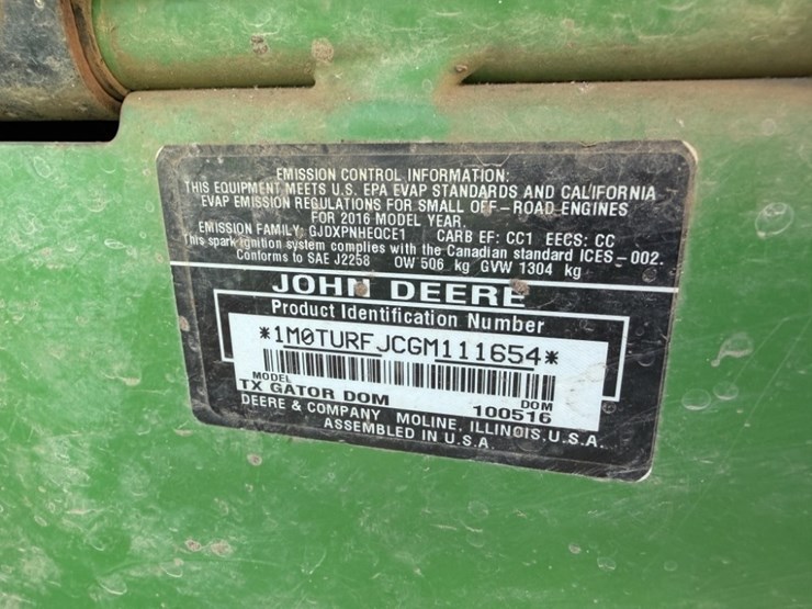 2016-john-deere-tx-4x2-image-14