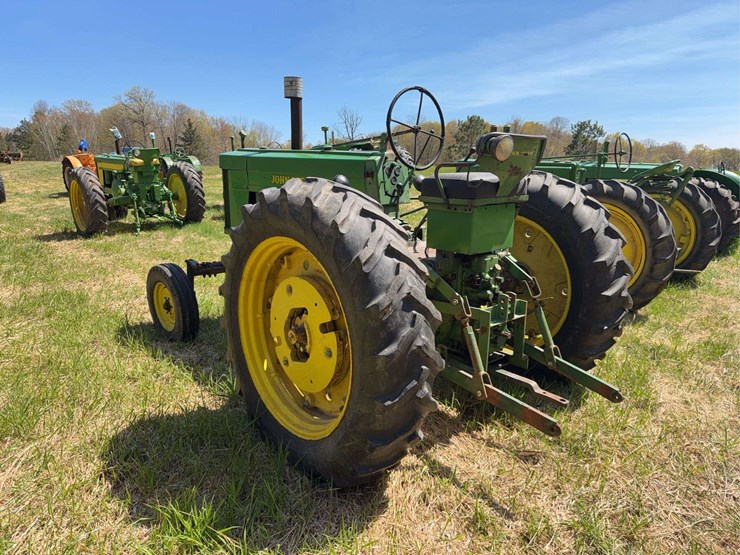 john-deere-70-image-5