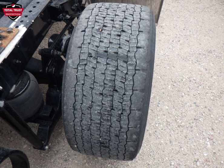 2024-kenworth-t680-image-5