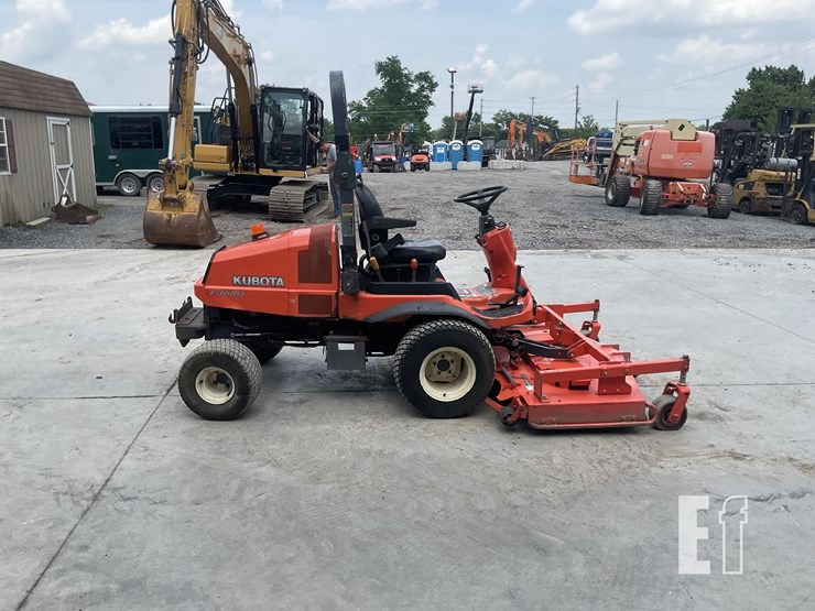 2012-kubota-f3680-image-5
